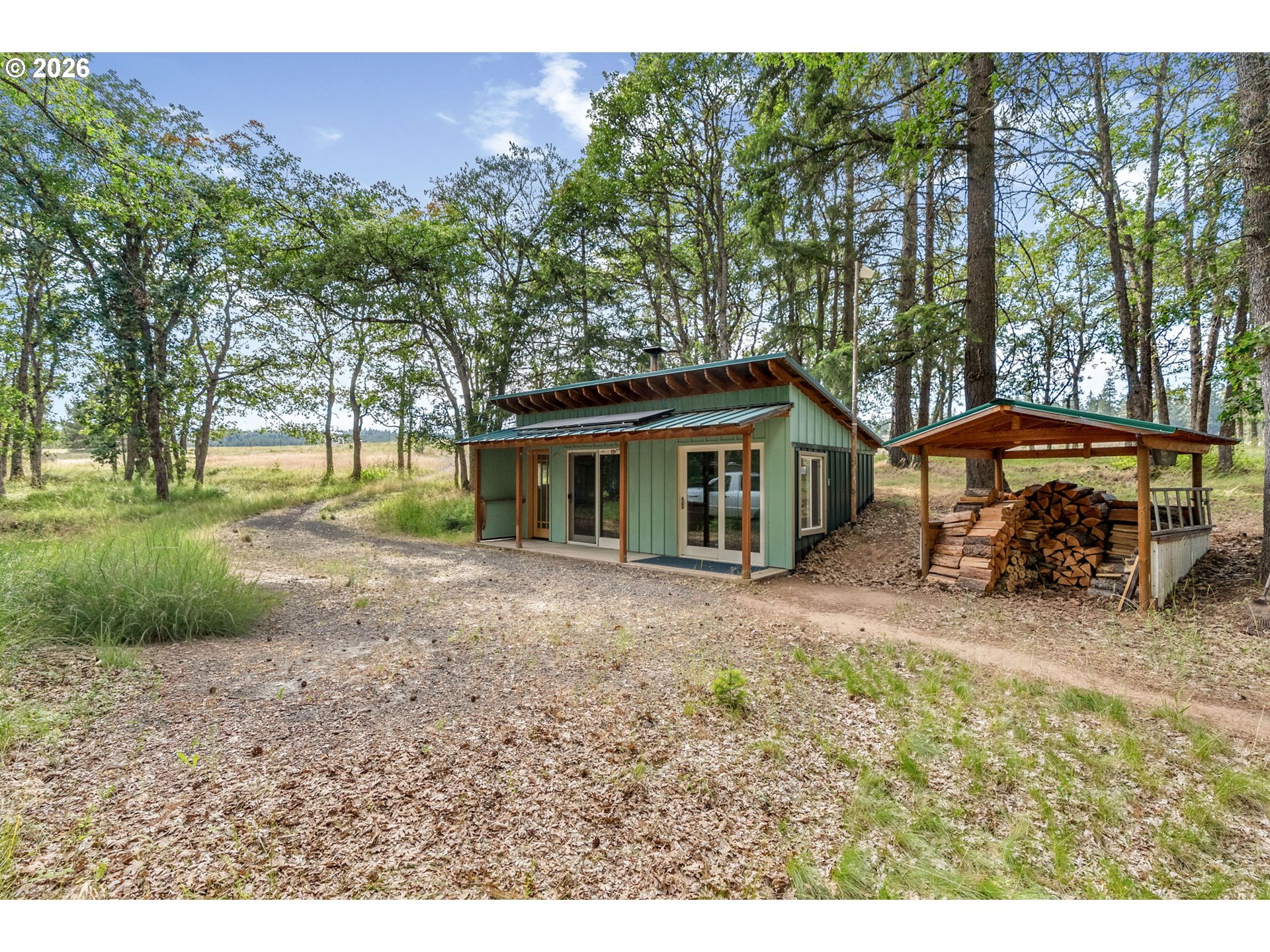 24 MEADOWS LOOP, Lyle, WA 98635