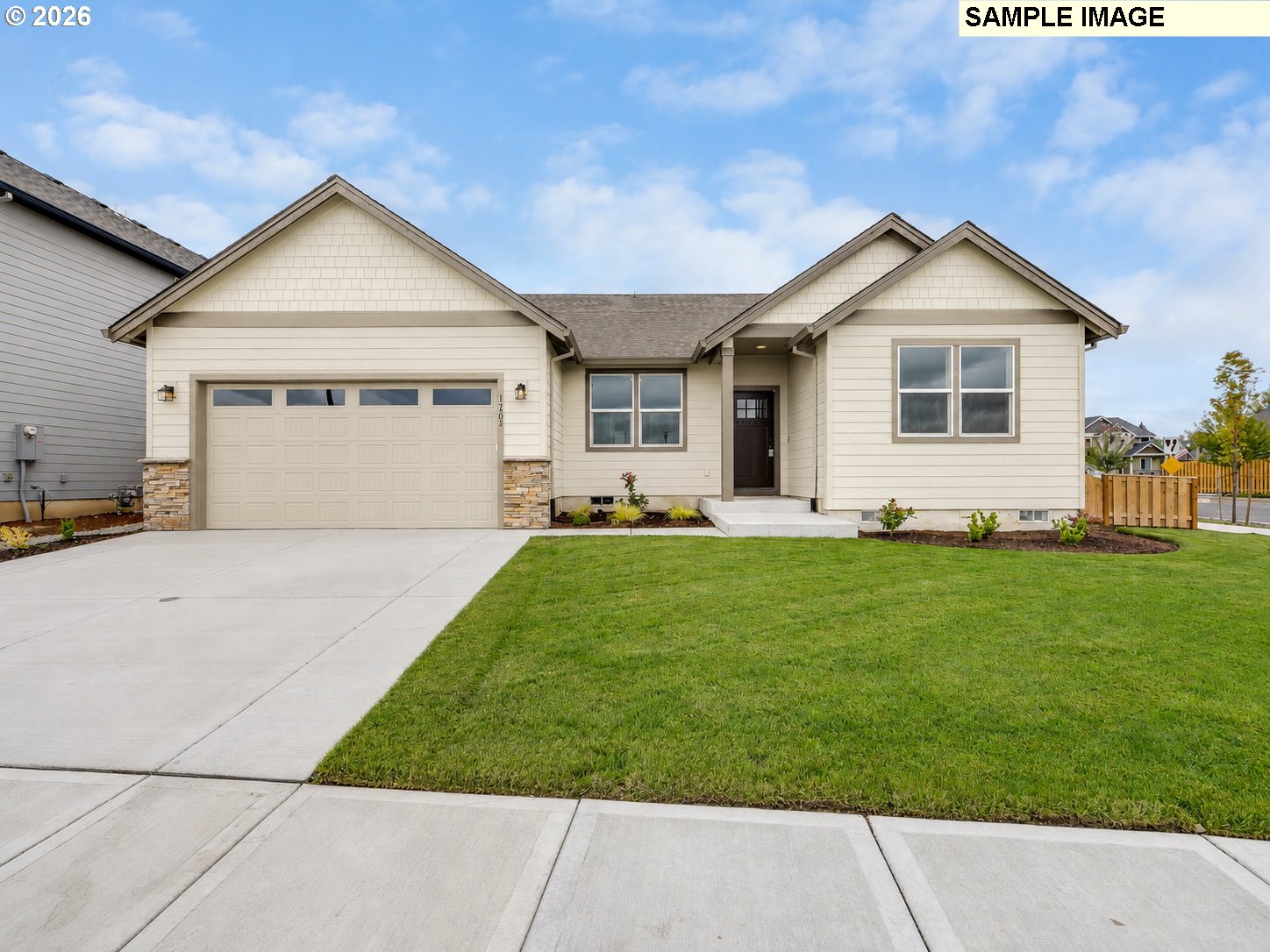 305 CARIBOU CT, LaCenter, WA 98629