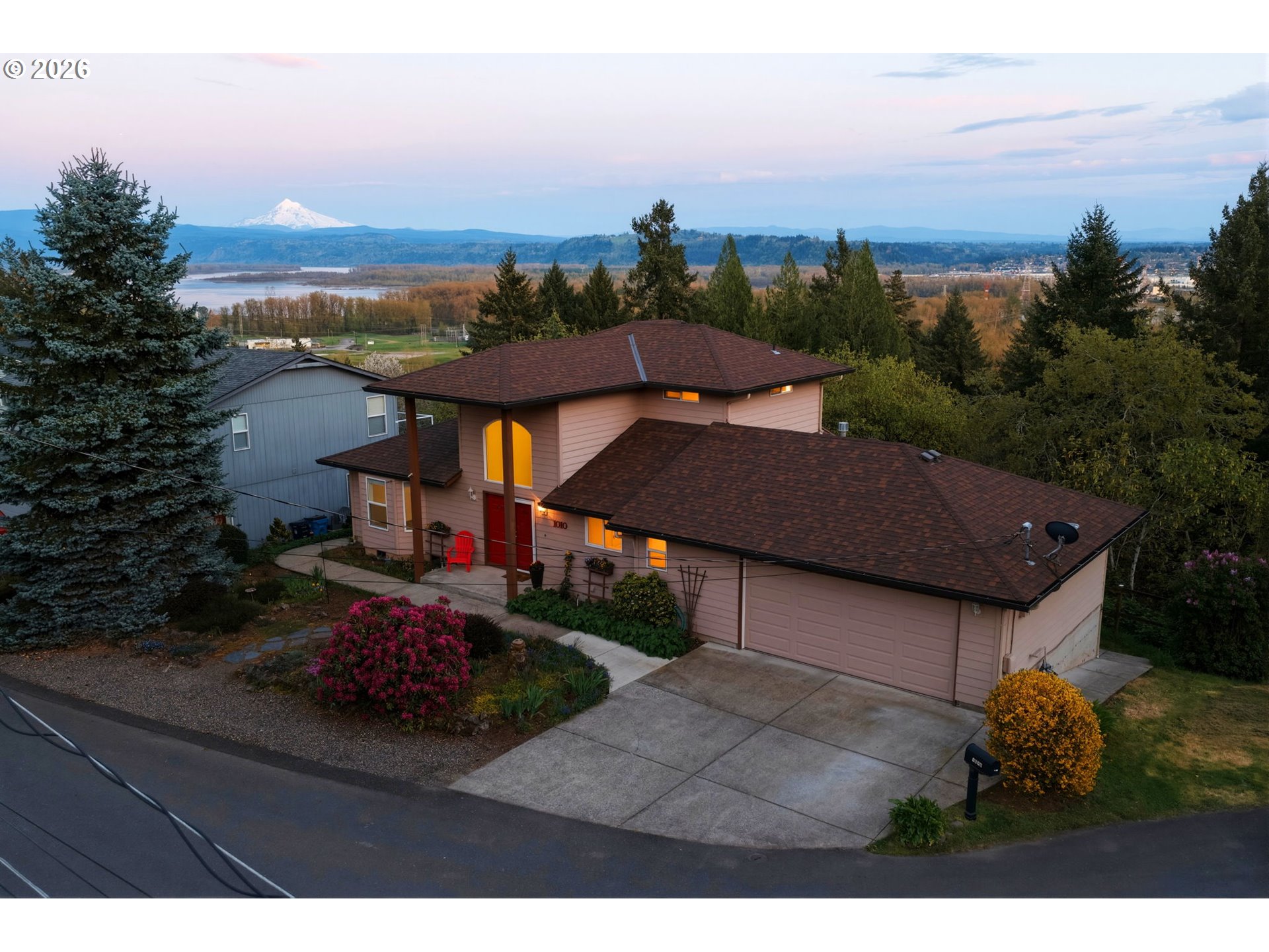 1010 4TH AVE, Camas, WA 98607