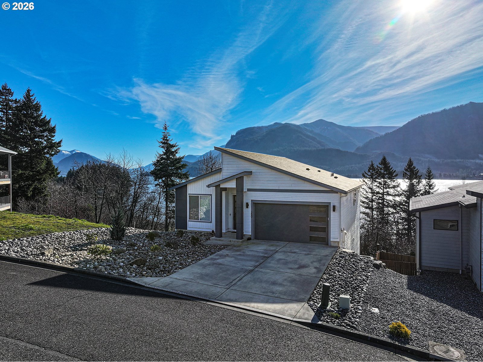 250 LOWER BASSO CIR, Stevenson, WA 98648