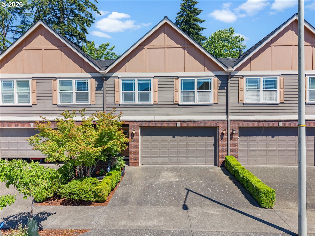 211 198TH PL, Camas, WA 98607