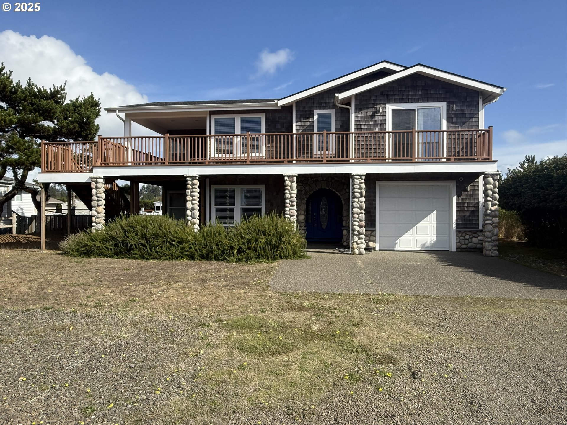 35210 F PL, OceanPark, WA 98640