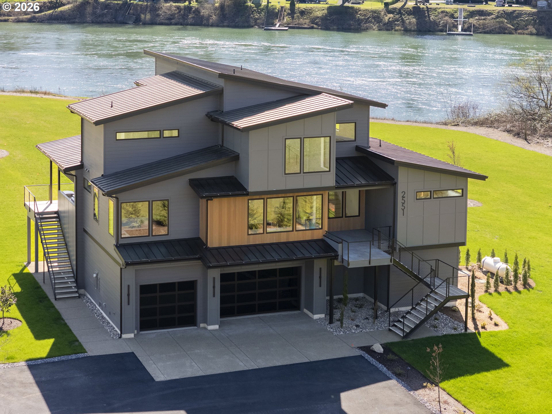 2551 LEWIS RIVER RD, Woodland, WA 98674