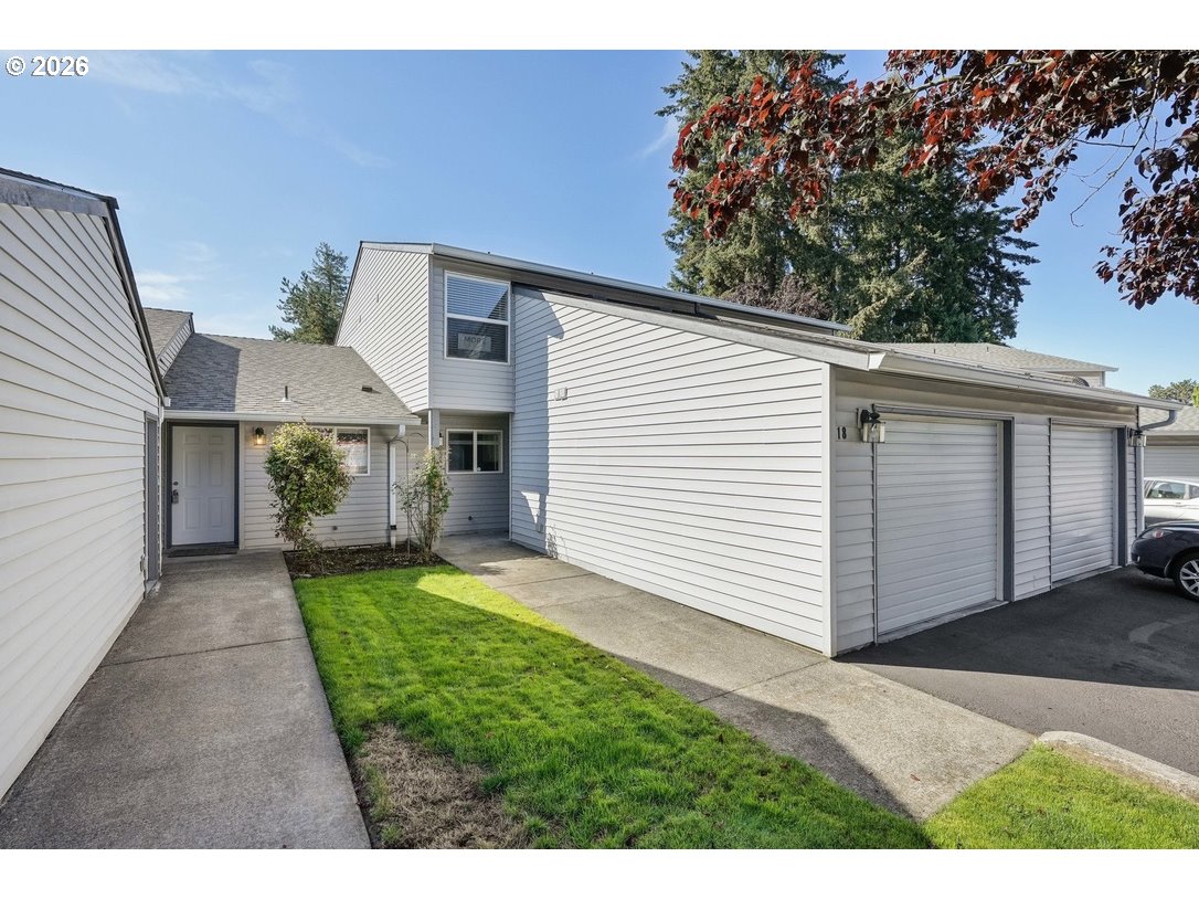 5301 PLOMONDON ST, Vancouver, WA 98661