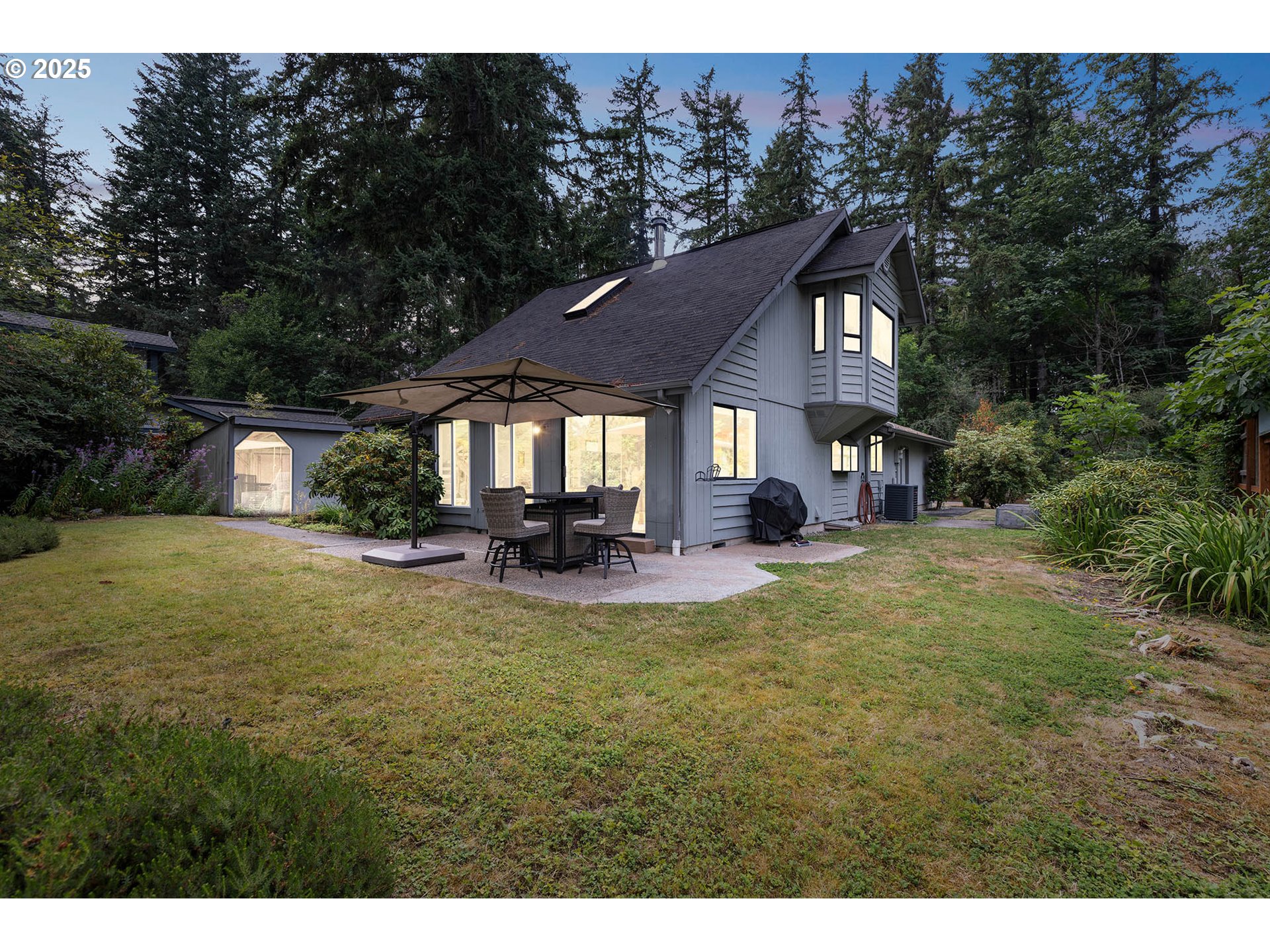 5730 Garden LN, Olympia, WA 98502