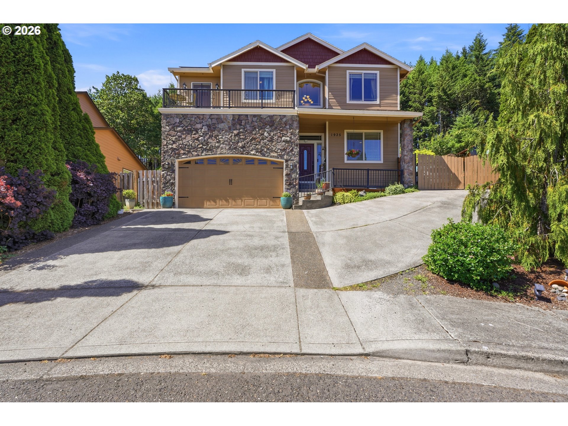 1935 FORBES CT, LaCenter, WA 98629