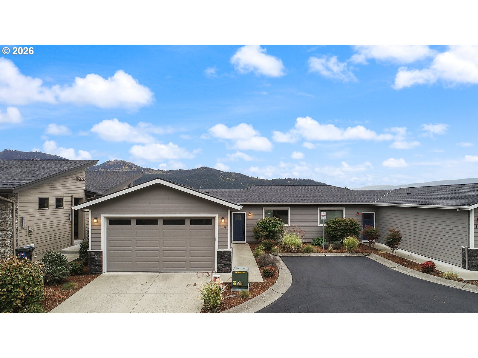 118 INGRAM PL, WhiteSalmon, WA 98672