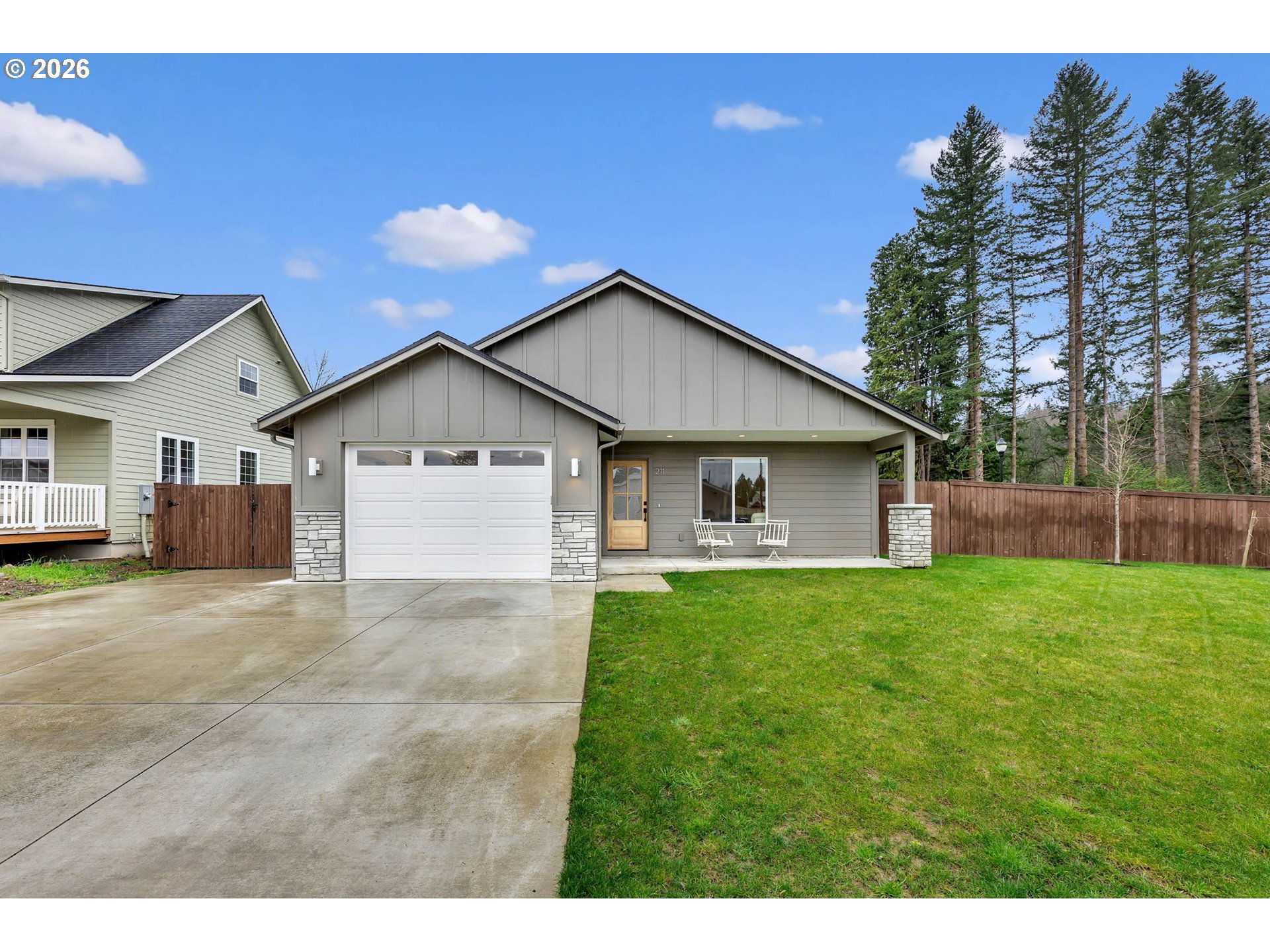 211 OAK ST, Yacolt, WA 98675
