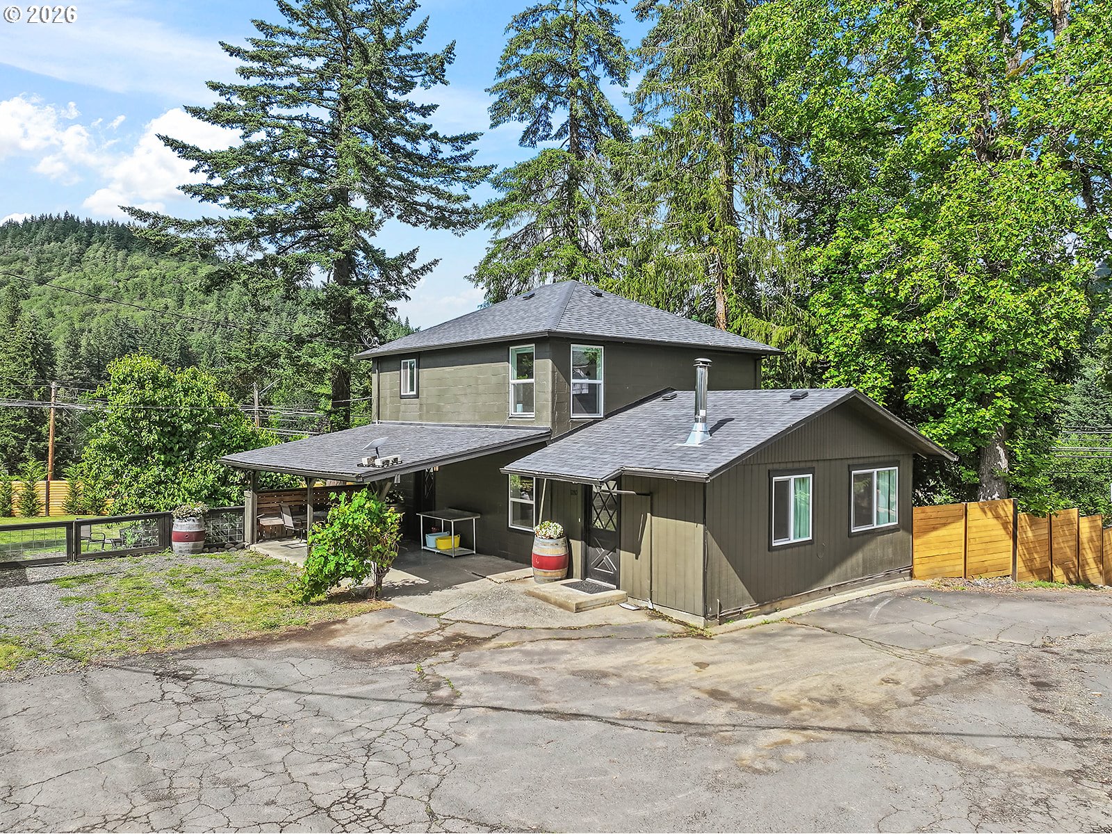 1280 MAIN AVE, WhiteSalmon, WA 98672