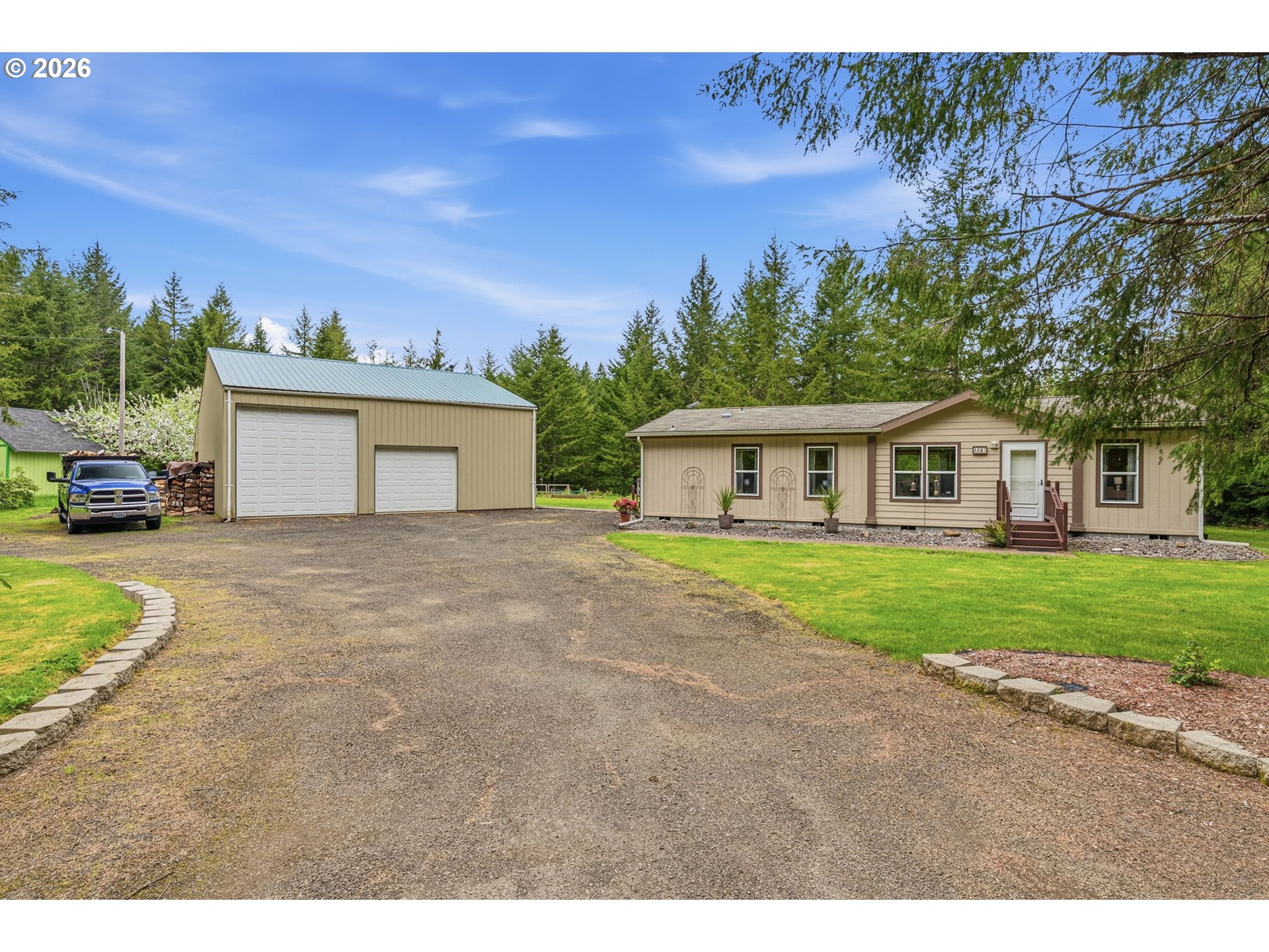 1047 BEAVER CREEK RD, Cathlamet, WA 98612