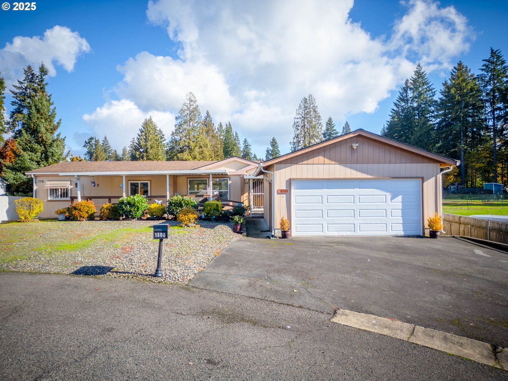 1808 61ST CIR, Vancouver, WA 98665