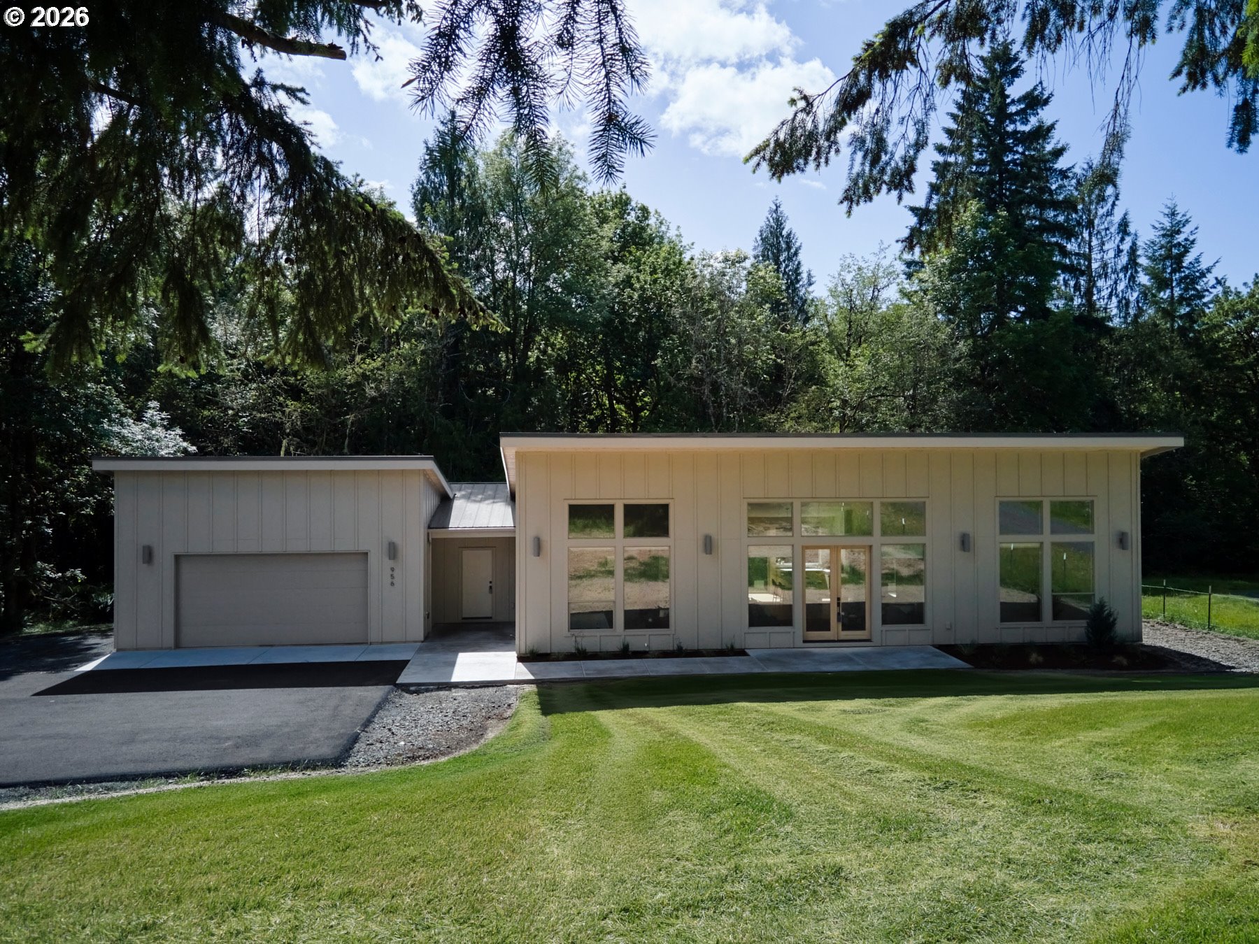956 PAINE RD, CastleRock, WA 98611