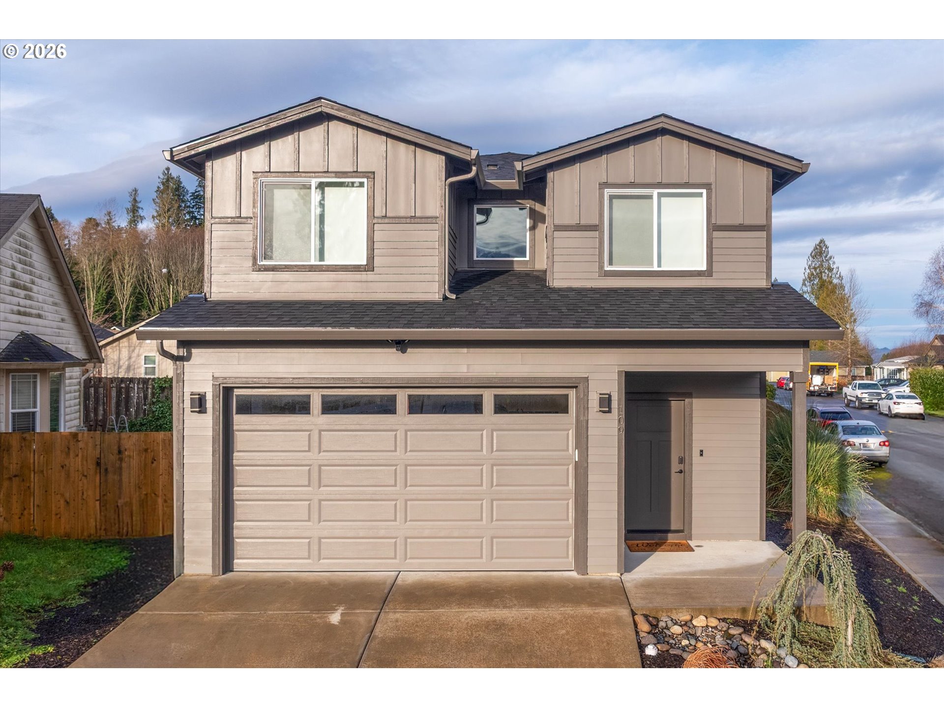 109 HILL DR, Cathlamet, WA 98612