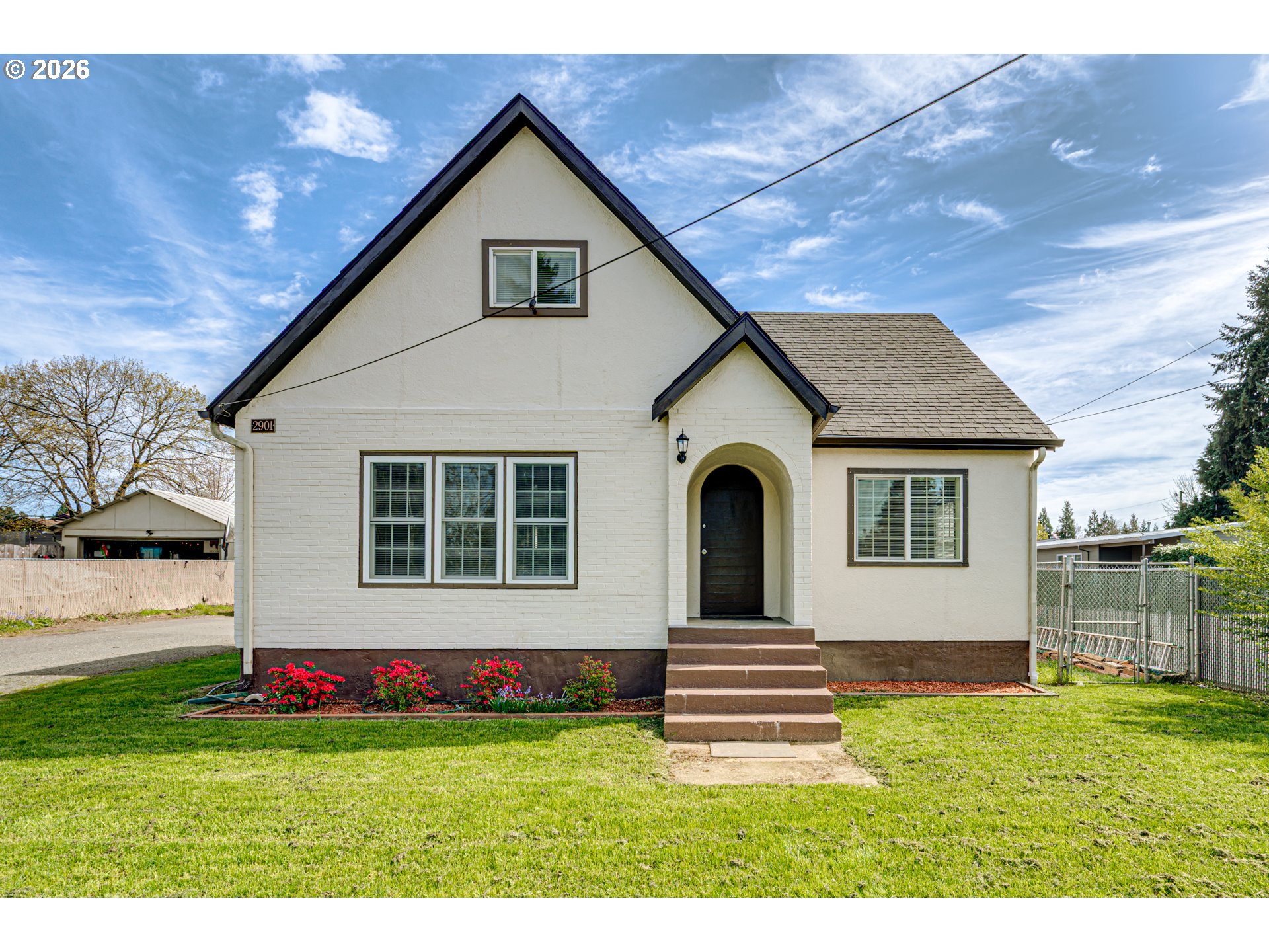2901 FRUIT VALLEY RD, Vancouver, WA 98660