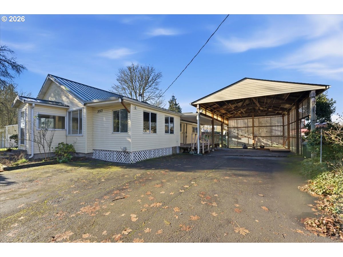 357 9TH ST, Kalama, WA 98625