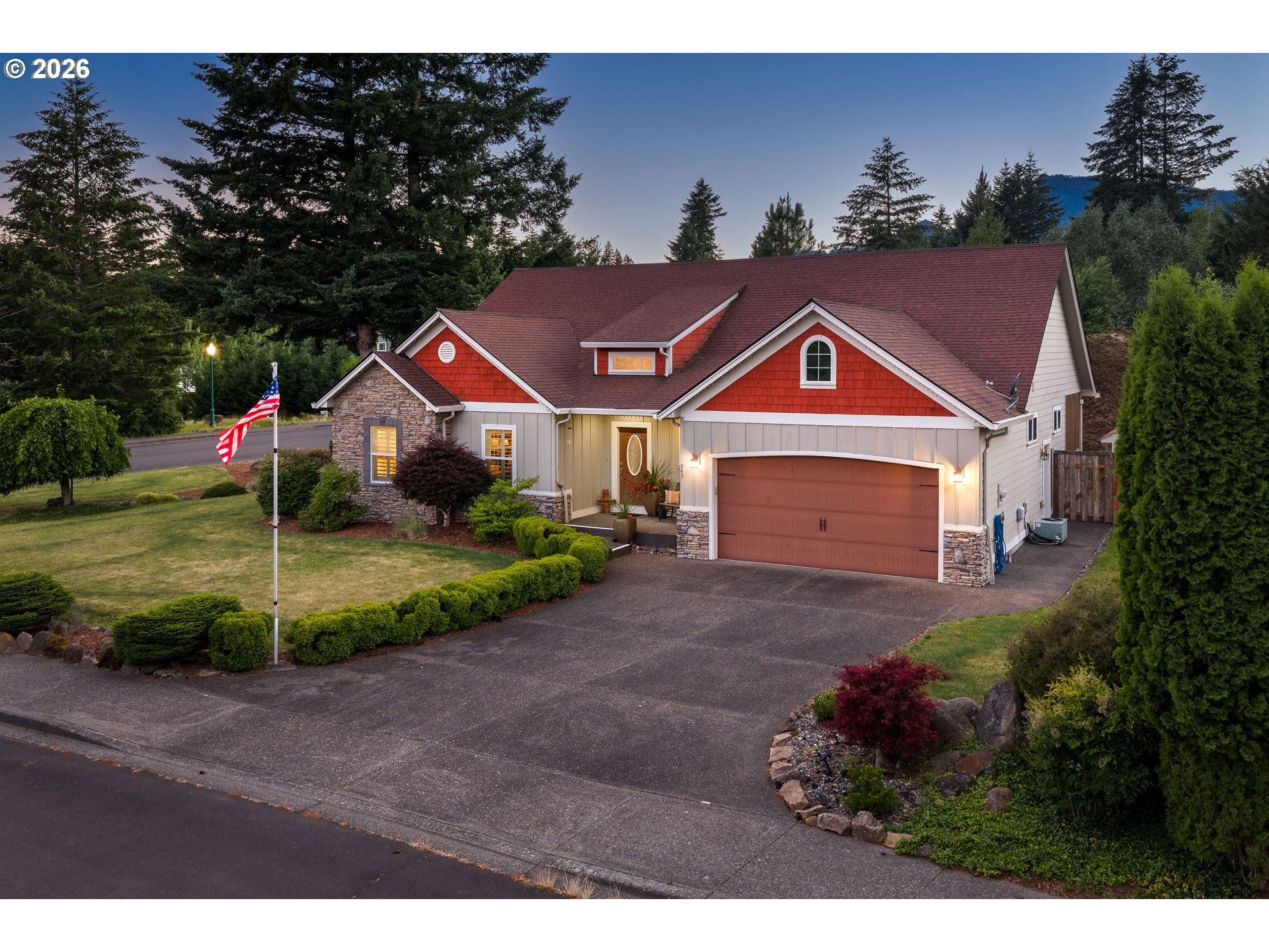 945 ANGEL HEIGHTS RD, Stevenson, WA 98648