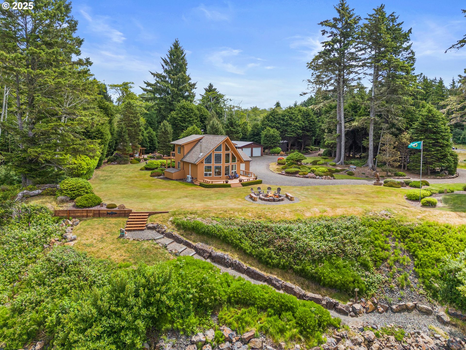 441 Bay Center Rd RD, SouthBend, WA 98586