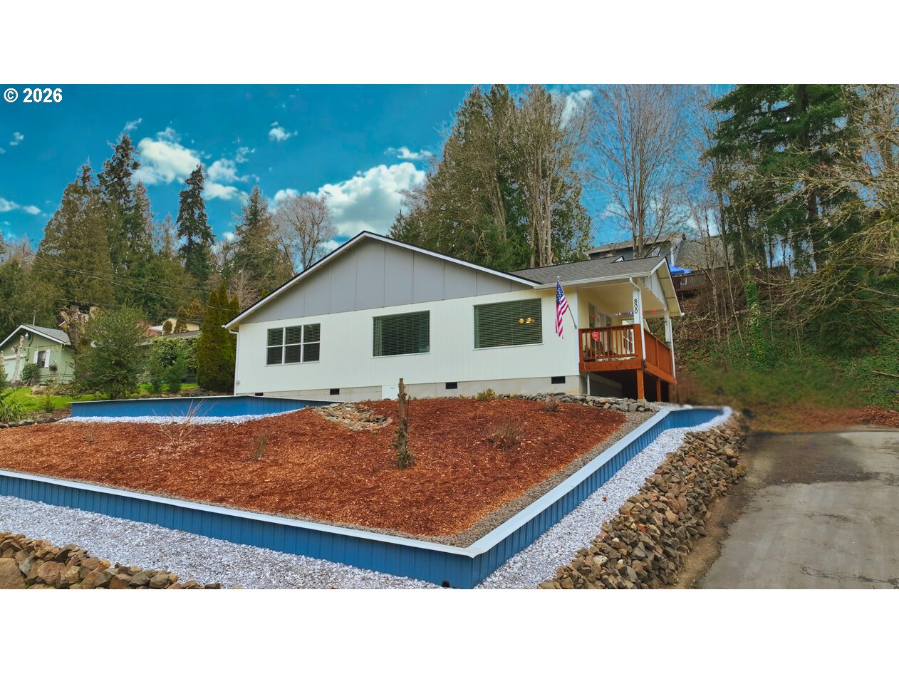 800 23RD AVE, Kelso, WA 98626