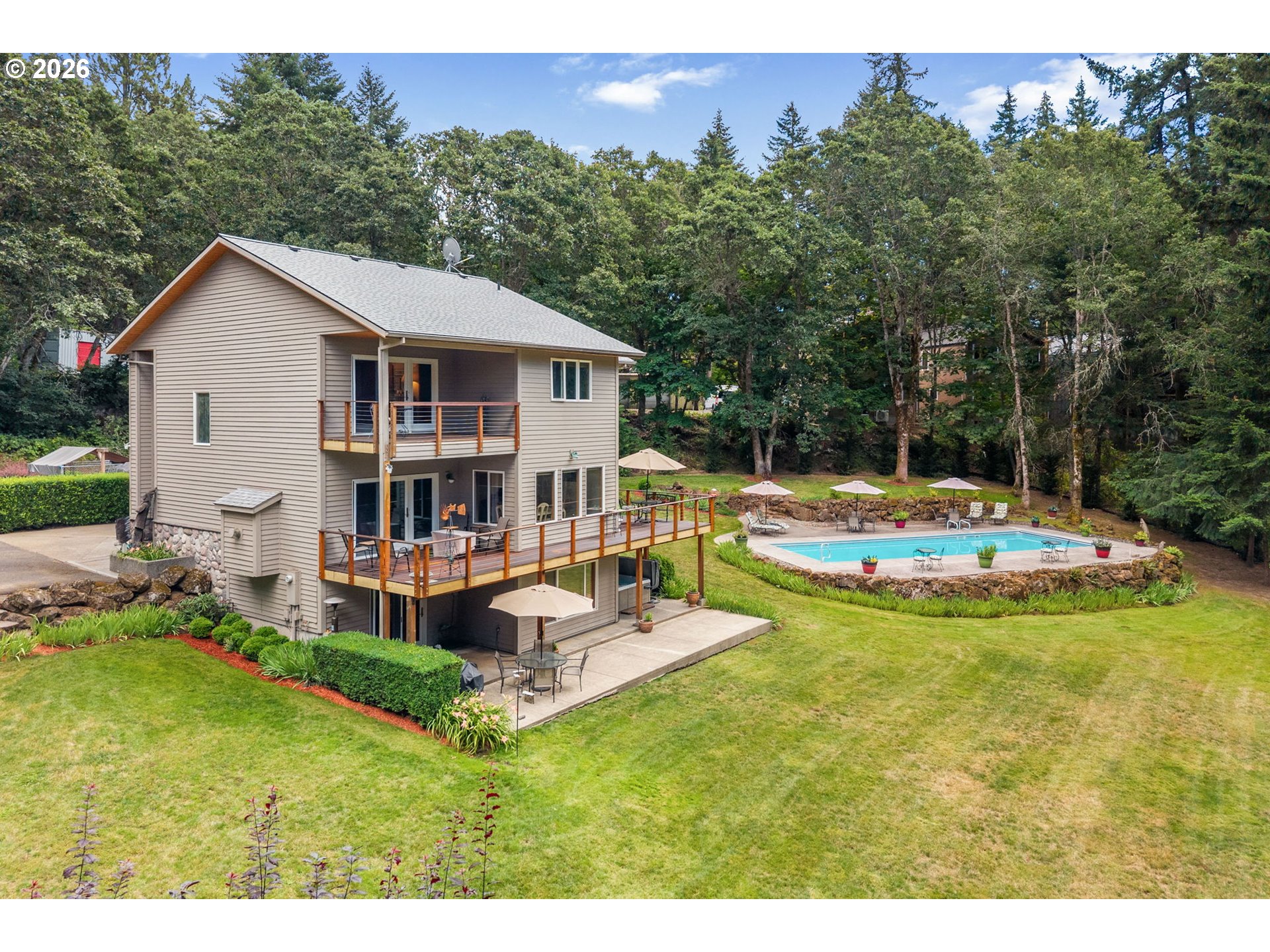 725 JEWETT BLVD, WhiteSalmon, WA 98672