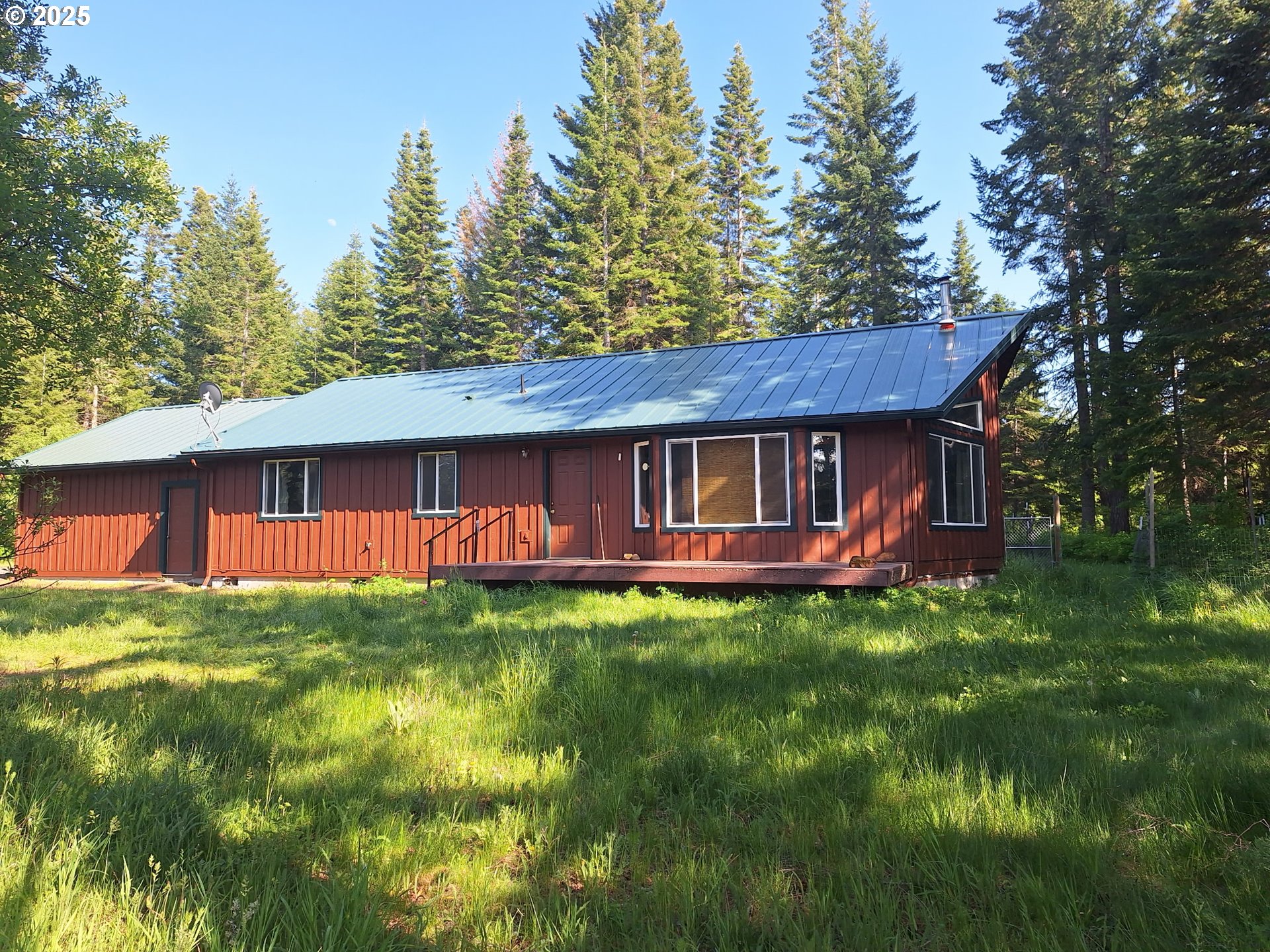 136 SLEEPY HOLLOW RD, WhiteSalmon, WA 98672