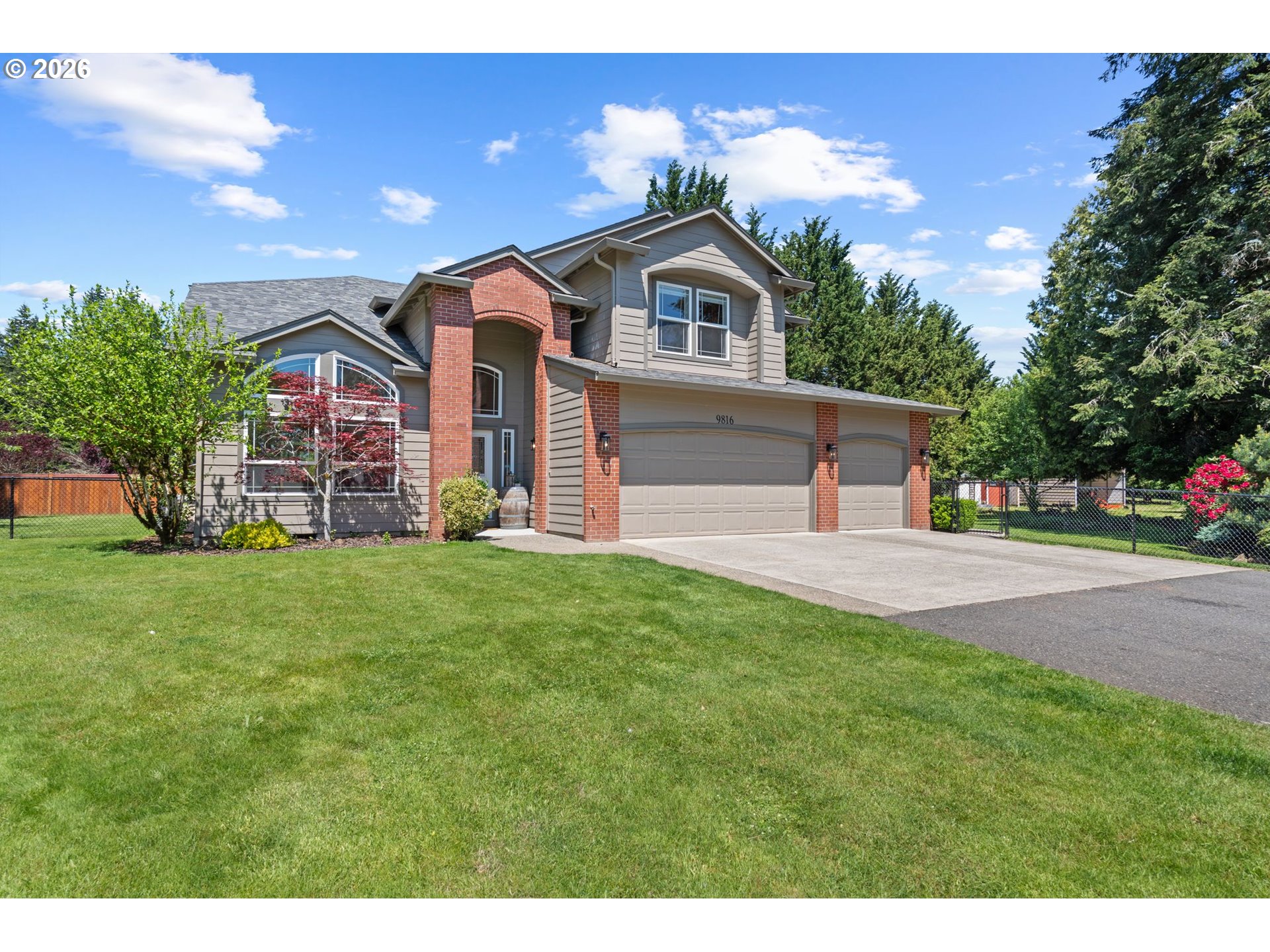 9816 322ND ST, LaCenter, WA 98629