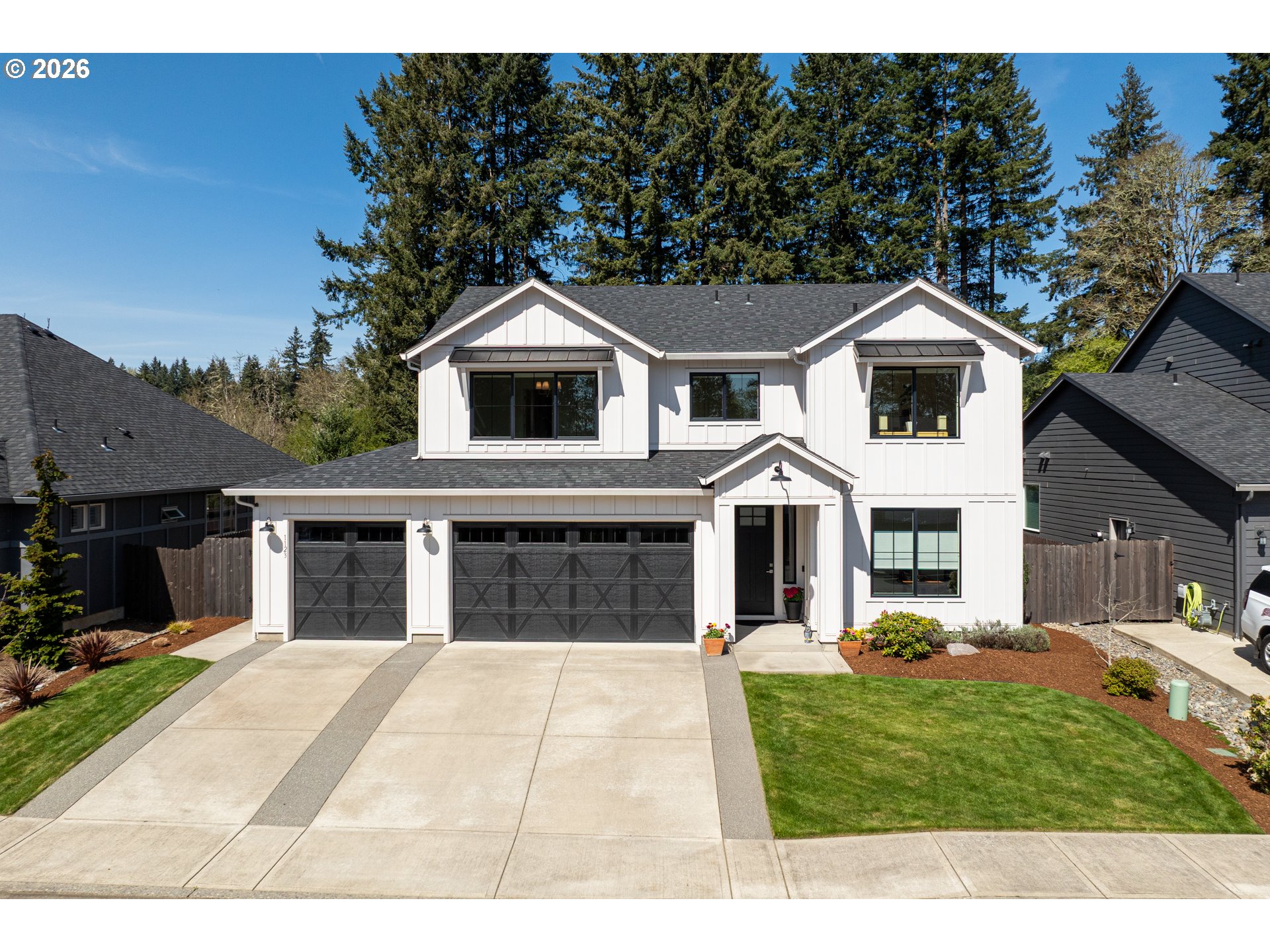 1123 2ND WAY, LaCenter, WA 98629