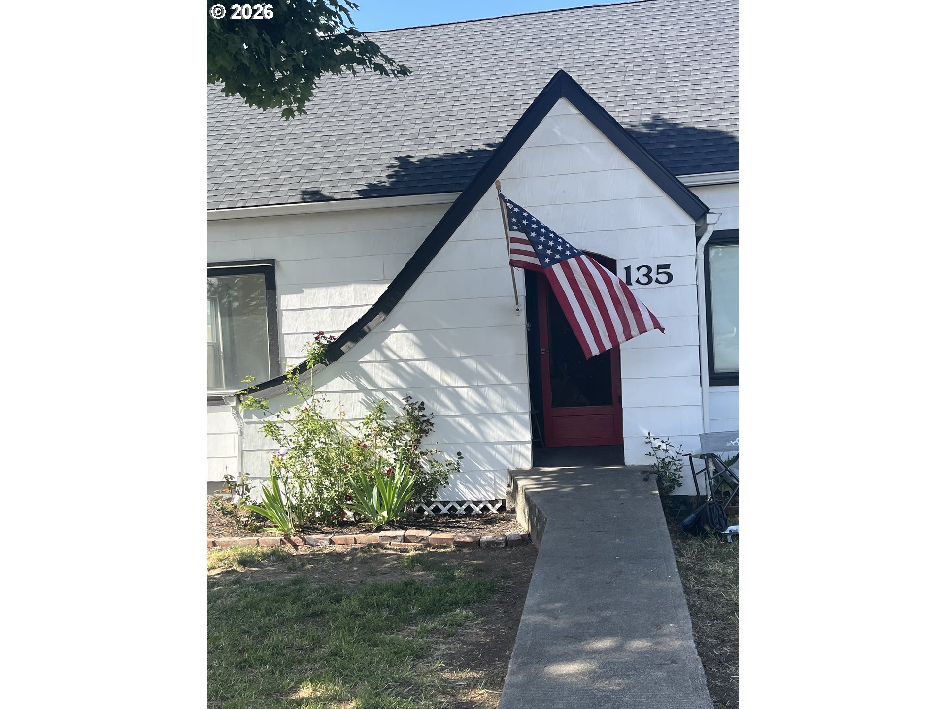 135 BROADWAY ST, Goldendale, WA 98620
