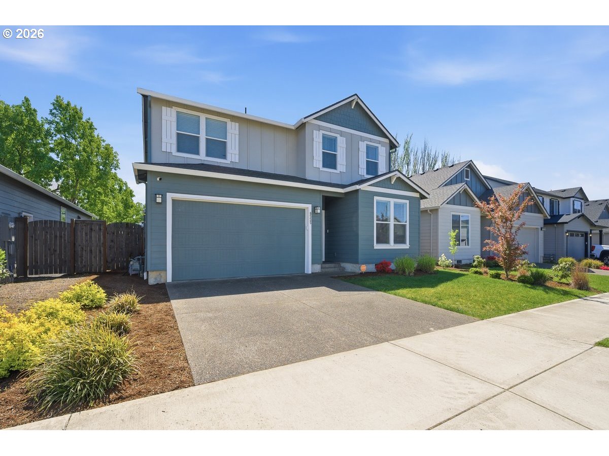 8525 1ST ST, Ridgefield, WA 98642