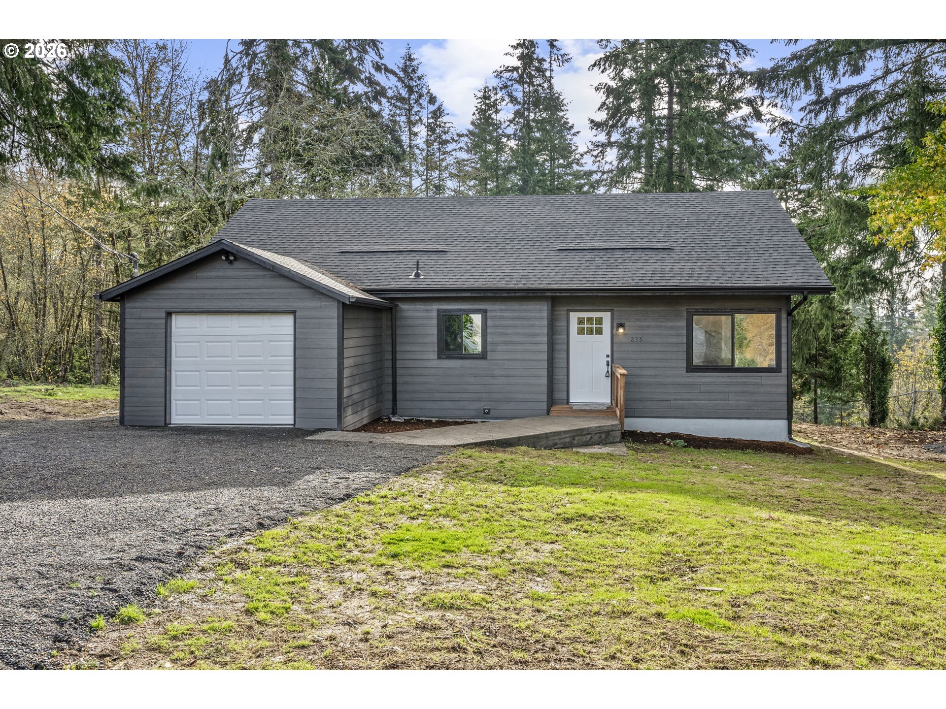 235 HOLCOMB SPUR RD, Kelso, WA 98626