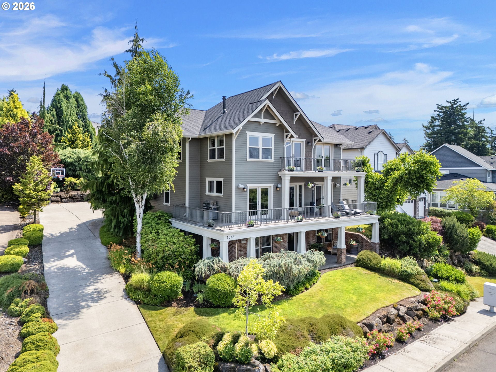 1046 DEERFERN LOOP, Camas, WA 98607