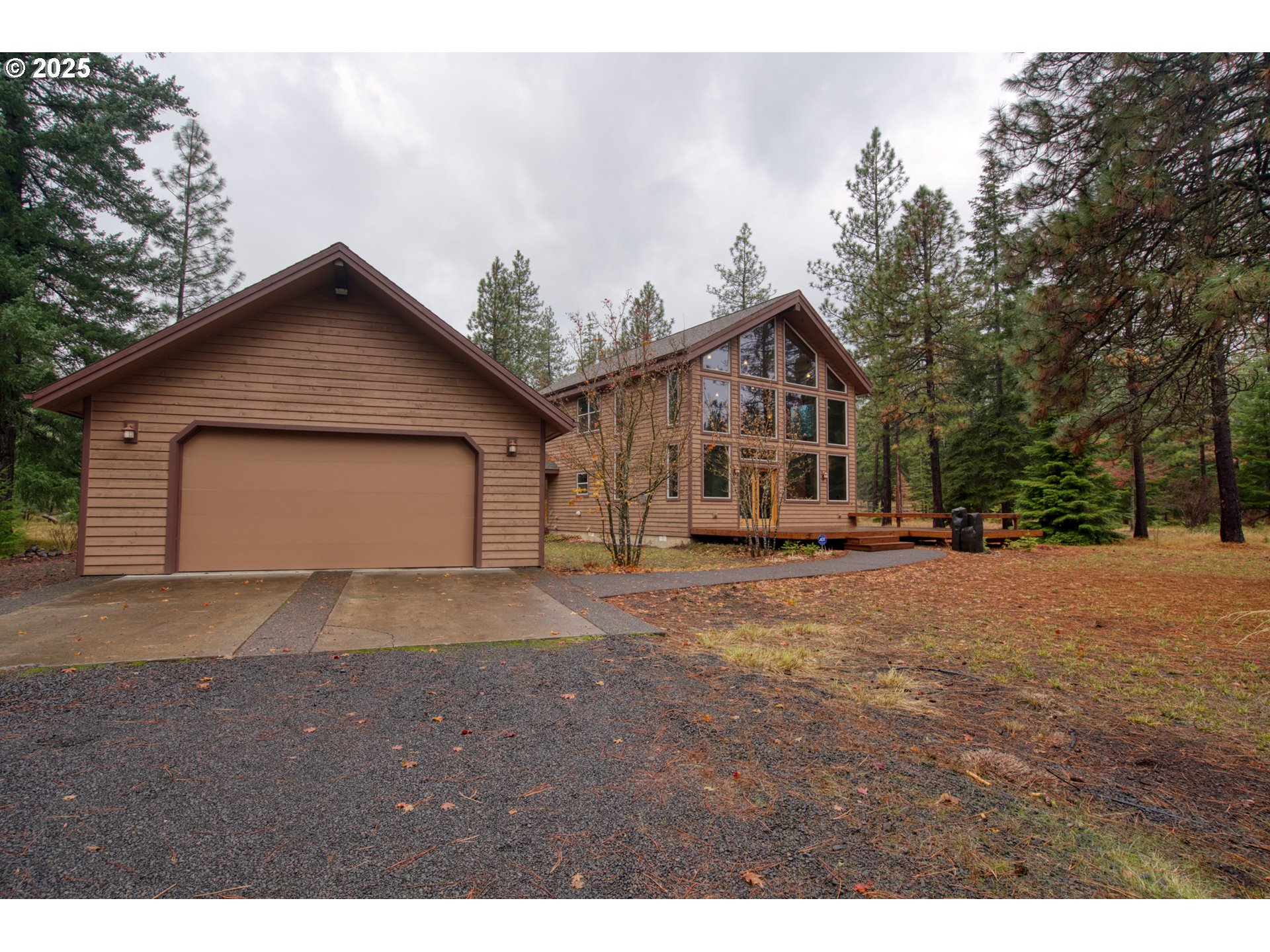 10 EMMA LN, TroutLake, WA 98650