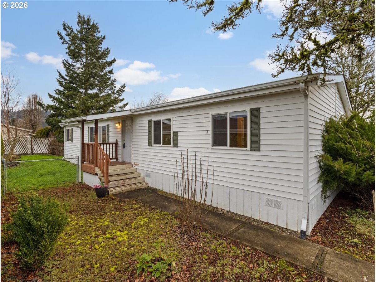 53 HERITAGE BLVD, Longview, WA 98632