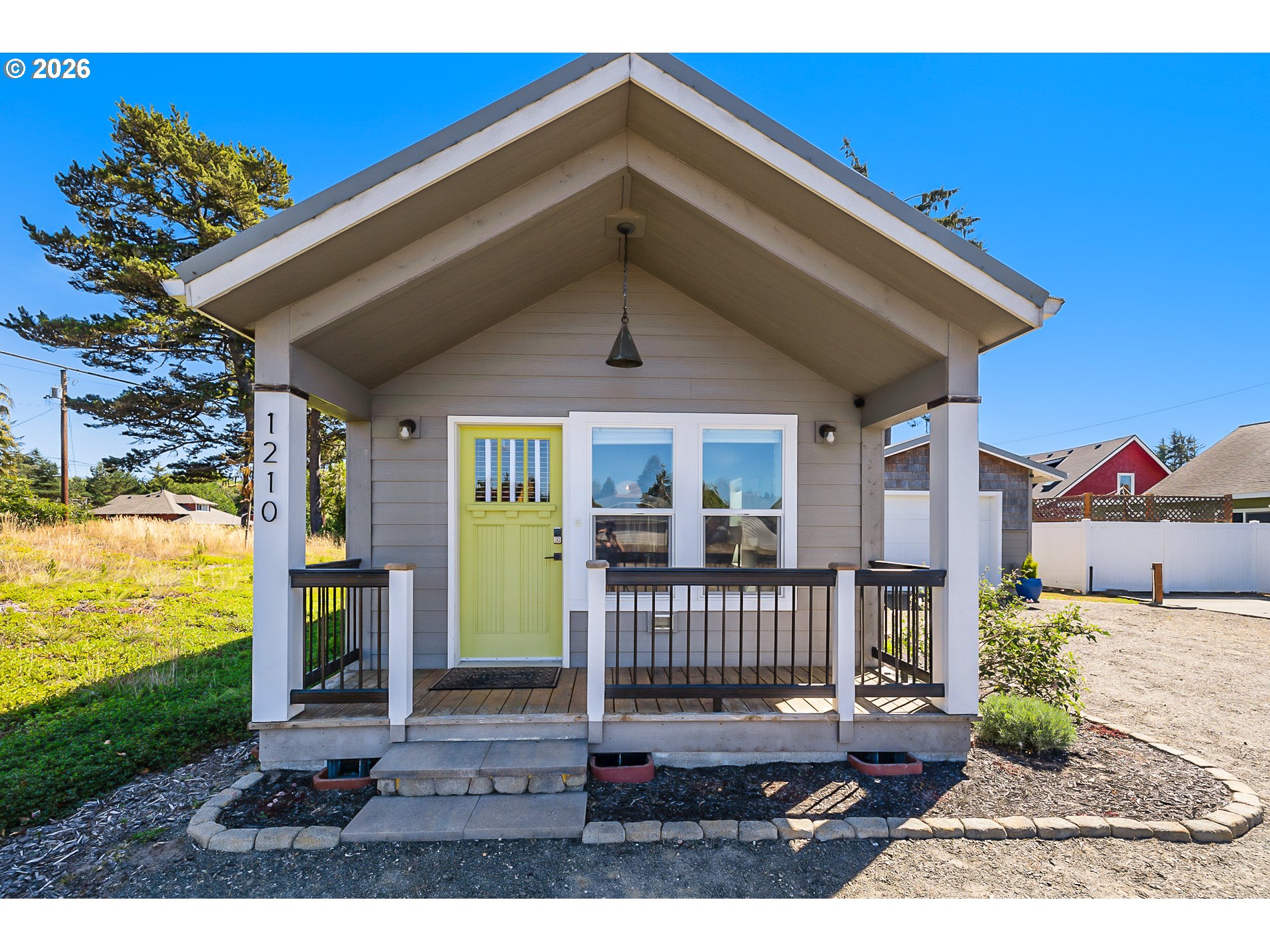 1210 32ND ST, Seaview, WA 98644