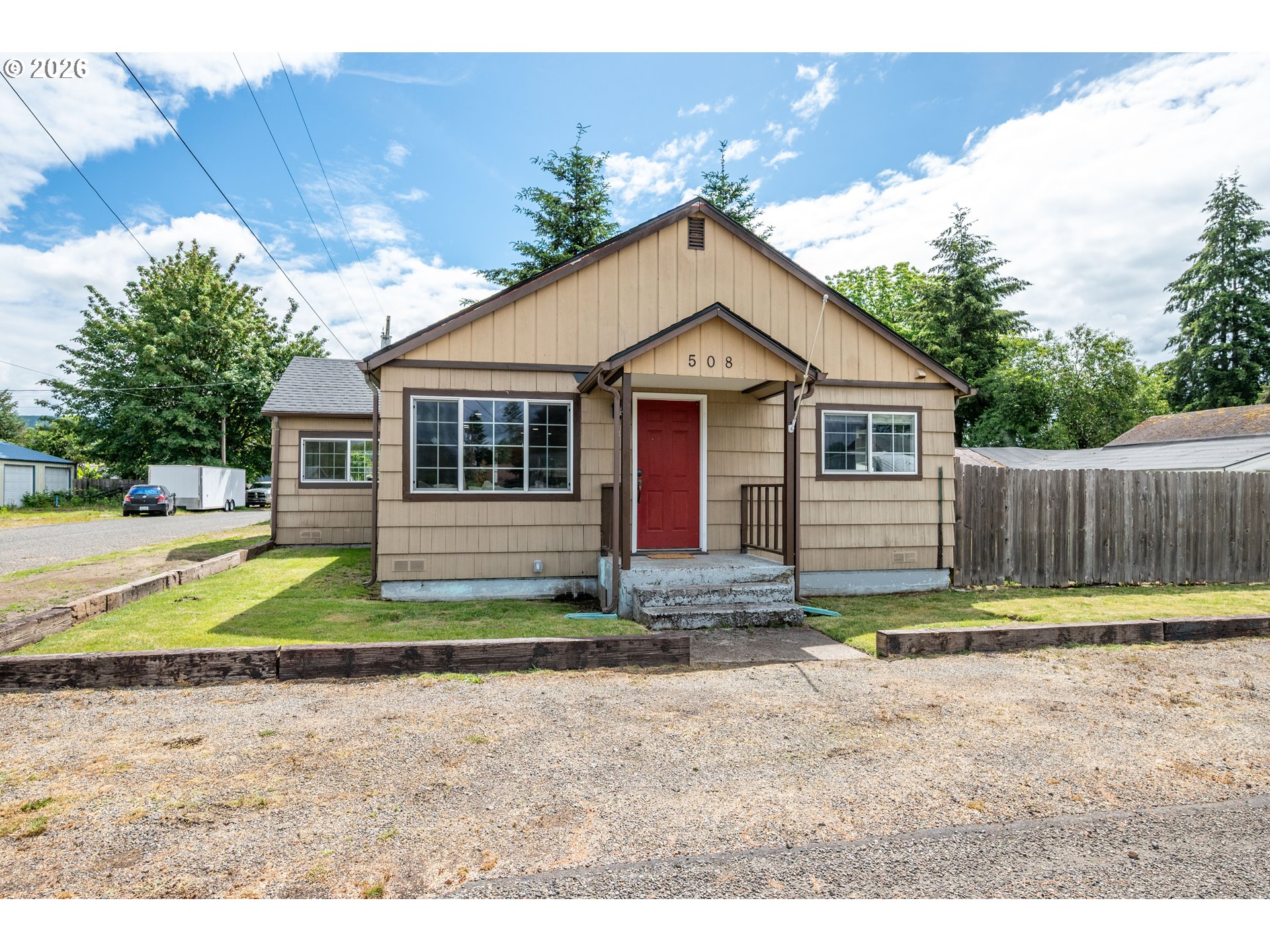 508 4TH AVE, CastleRock, WA 98611