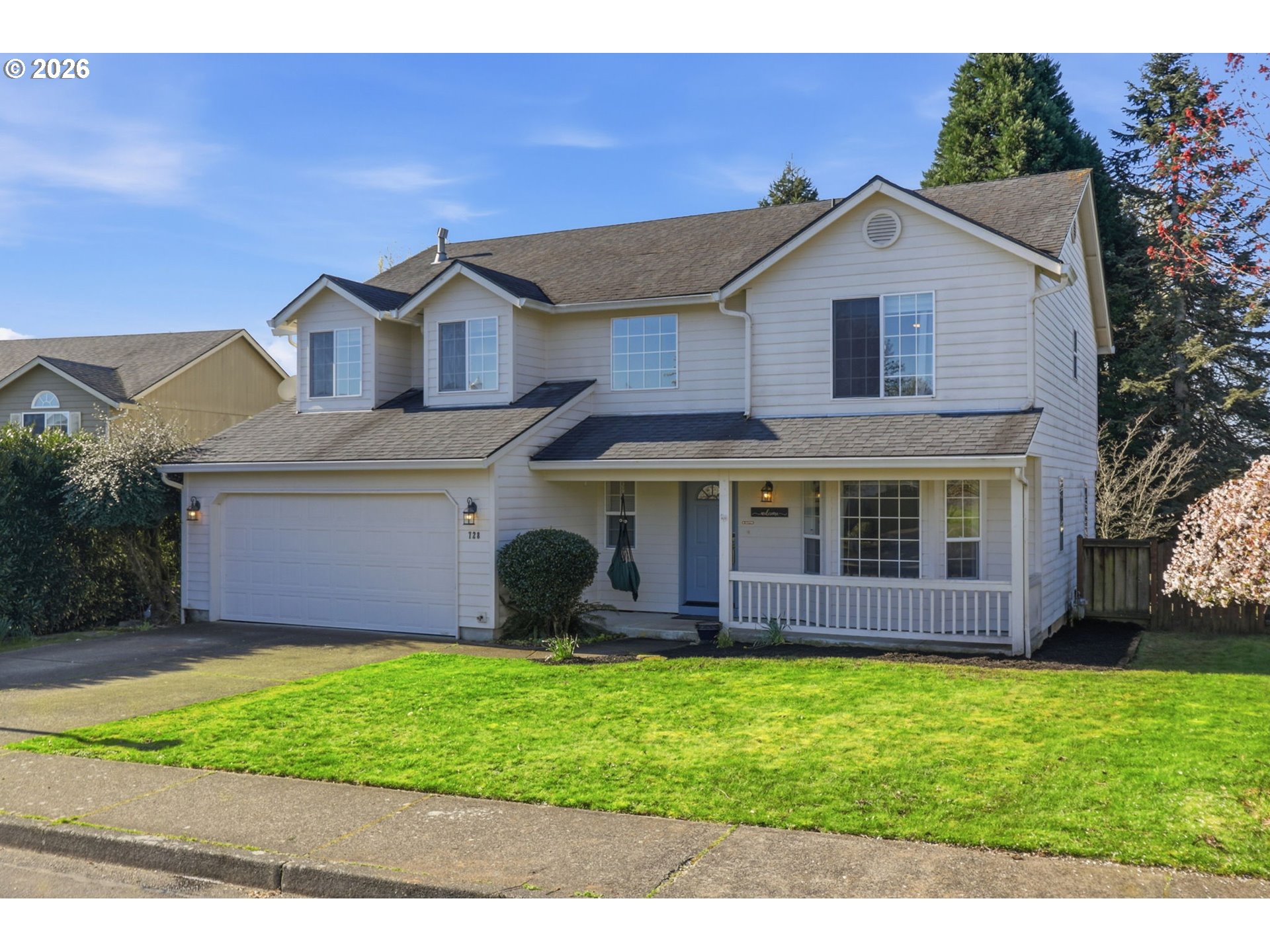 728 HERITAGE LOOP, LaCenter, WA 98629