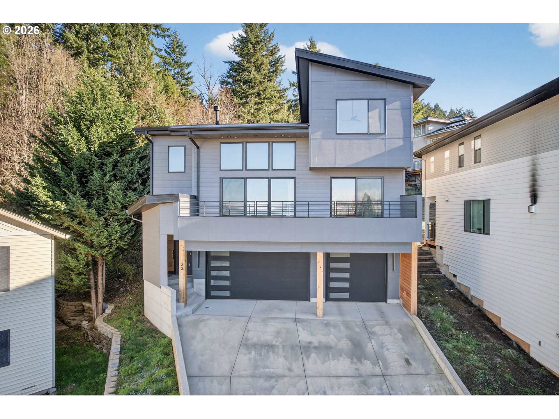 133 CEDAR FALLS DR, Kelso, WA 98626