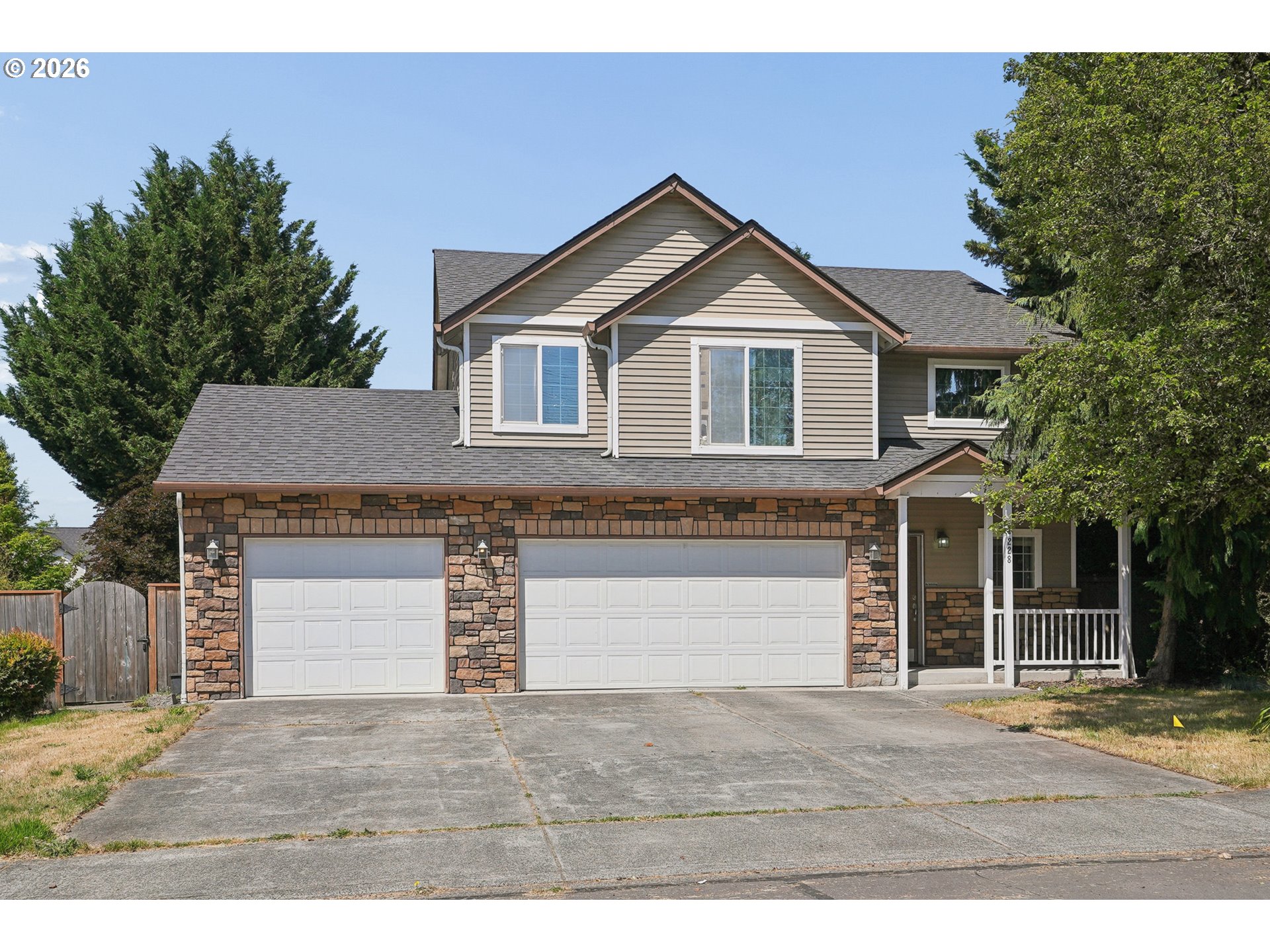 228 17TH PL, LaCenter, WA 98629