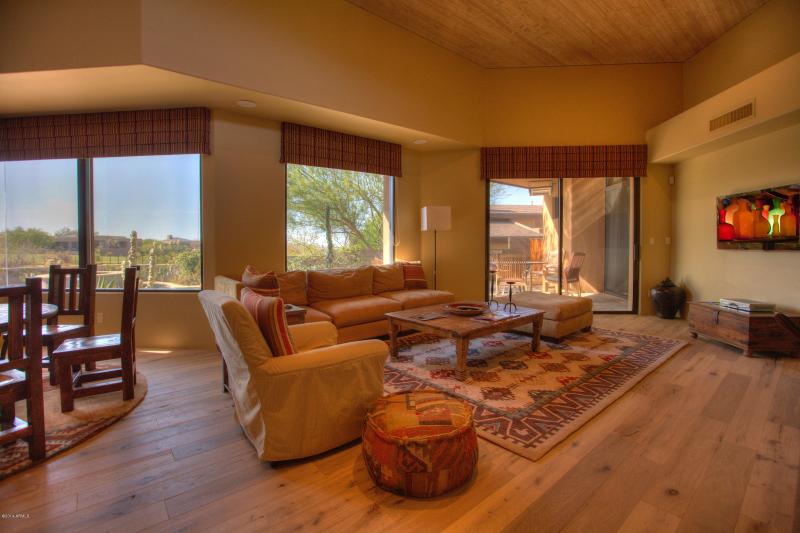 004_Open Floorplan