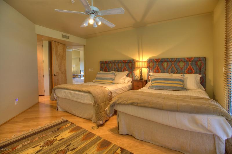 015_Guest Bedroom 2