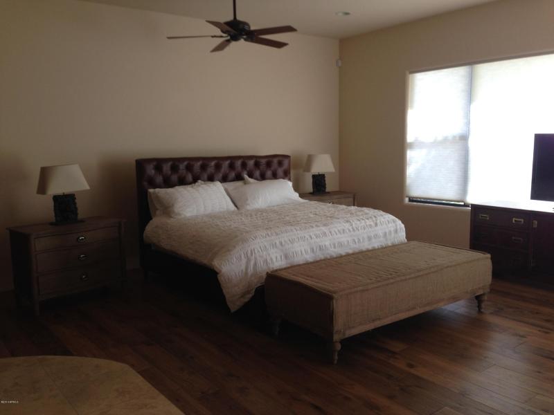 Master Bed Room