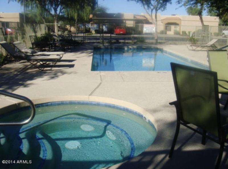 Heated pool/spa