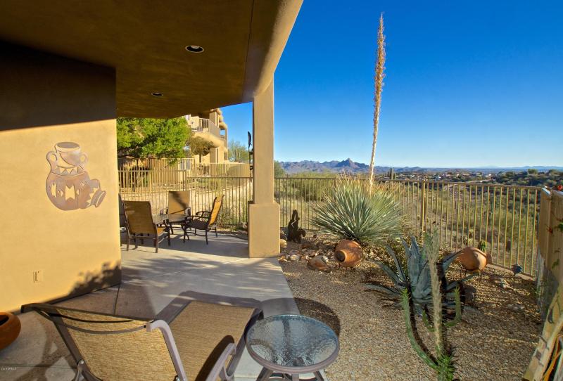 PATIO WEST