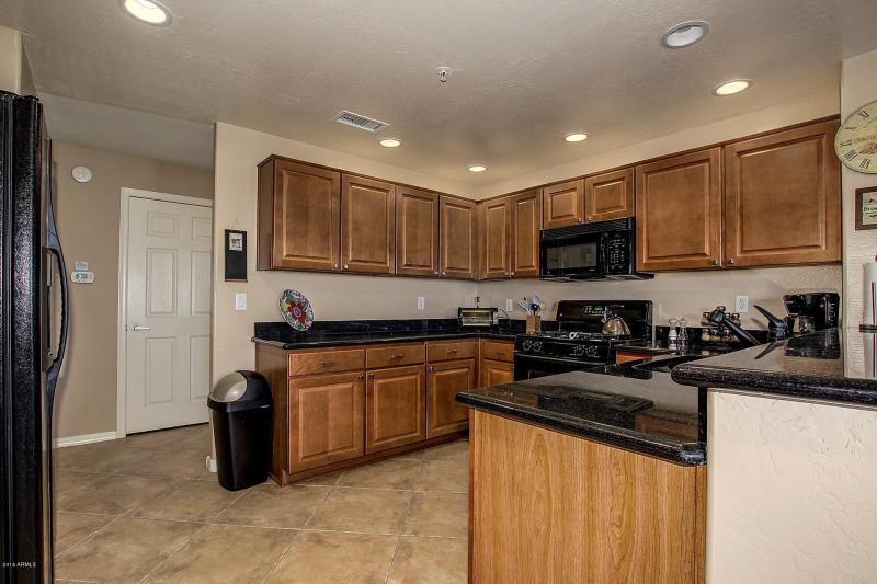 VTC 2064 KITCHEN