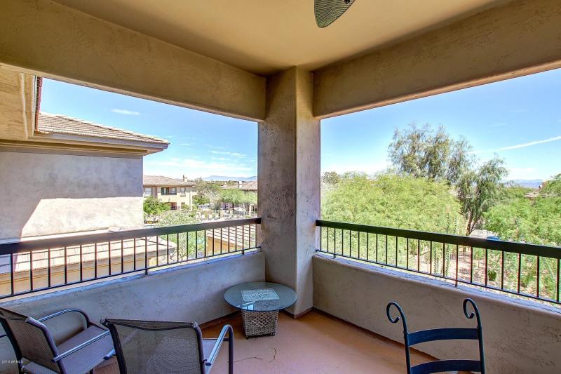 VTC 2064 BALCONY