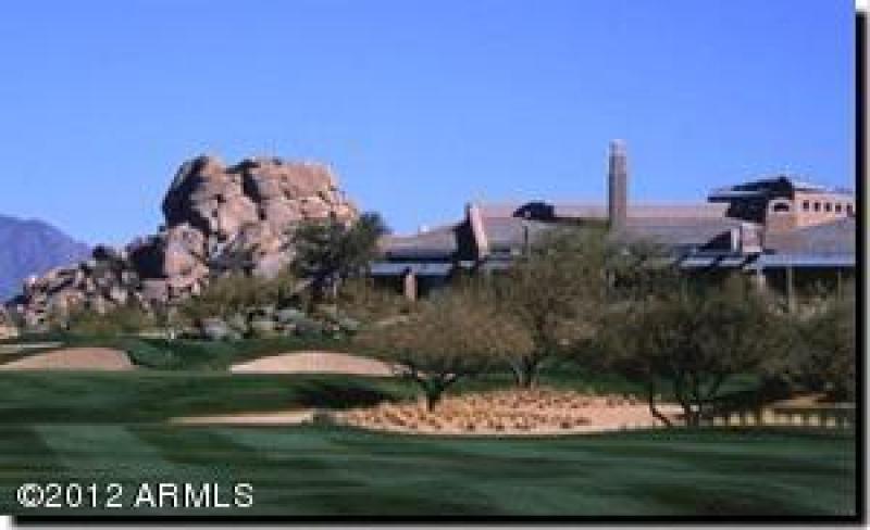 35,000 SF Clubhouse