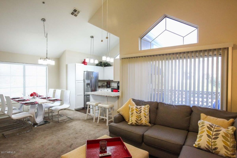 Great Room-Kitchen2