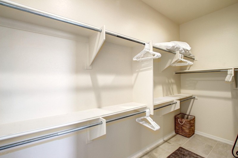 MASTER CLOSET