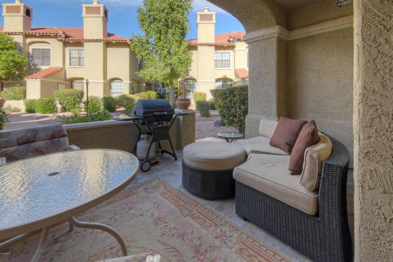 8300 E Via De Ventura 1006-MLS_Size-020-