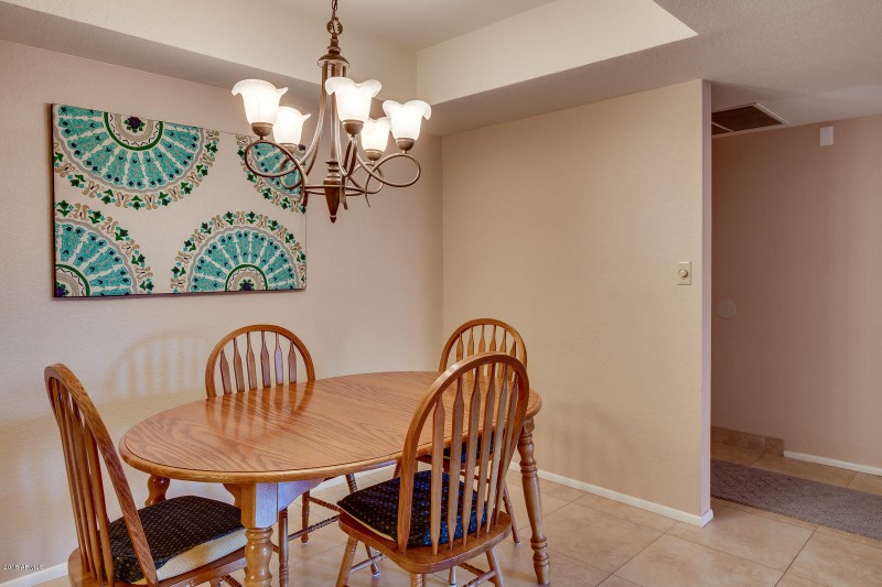 11_12212_N_Paradise_Village_Pkwy_011_mls