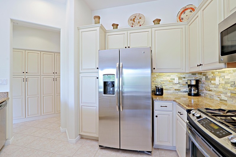 Kitchen 4